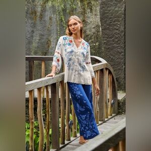 OLEANDER WIDE LEG CROPPED PANT by Johnny Was